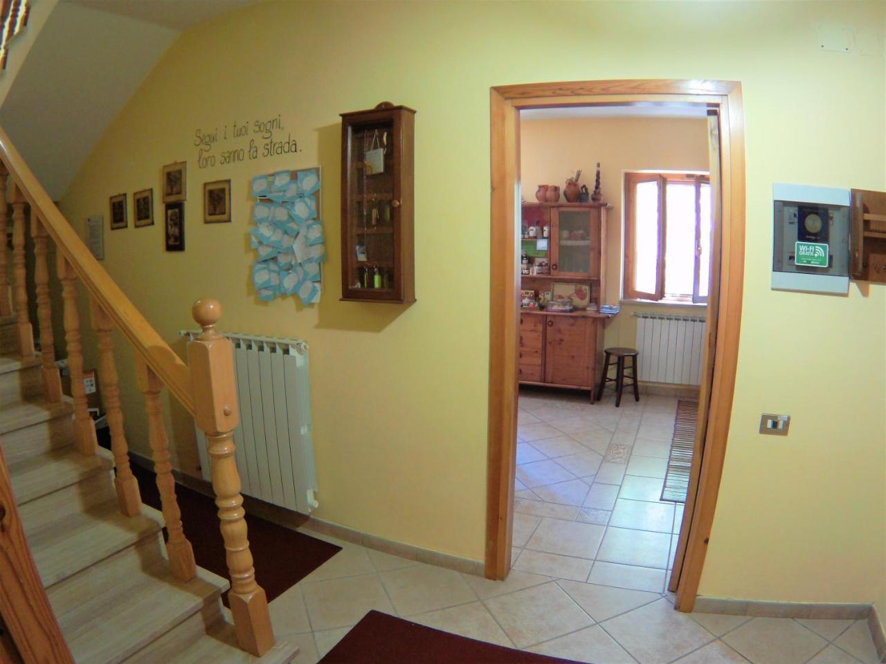 B&B A Casa Di Nonna Massa d'Albe Exterior photo